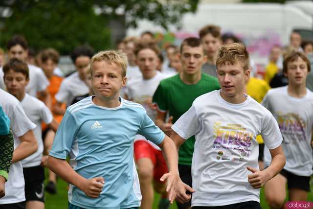[FOTO] Pobiegli w XI edycji Międzypokoleniowych Biegów Pojednania