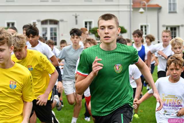 [FOTO] Pobiegli w XI edycji Międzypokoleniowych Biegów Pojednania