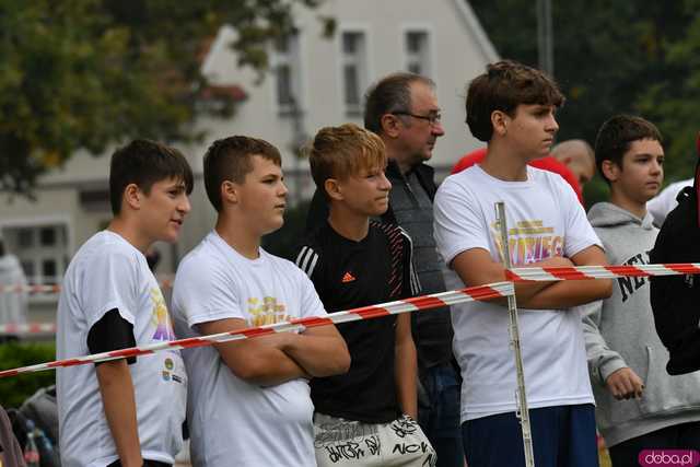 [FOTO] Pobiegli w XI edycji Międzypokoleniowych Biegów Pojednania