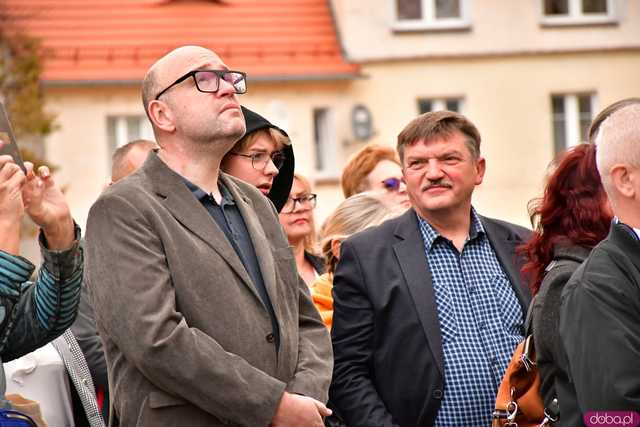 [FOTO] Odsłonili nowy mural i opowiedzieli wszystko o zegarach. Ruszyła kolejna edycja Gustavów