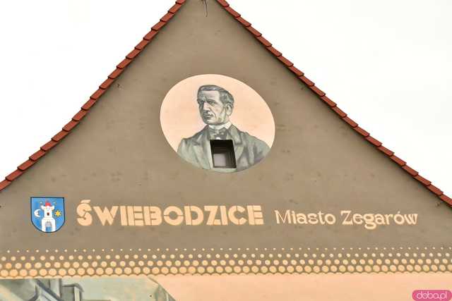 [FOTO] Odsłonili nowy mural i opowiedzieli wszystko o zegarach. Ruszyła kolejna edycja Gustavów