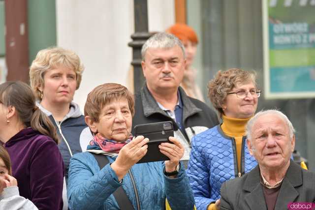 [WIDEO/FOTO] Grają dla Ewy Cuban. Charytatywny festyn pełen występów i atrakcji
