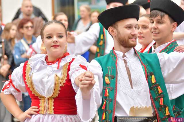 [WIDEO/FOTO] Grają dla Ewy Cuban. Charytatywny festyn pełen występów i atrakcji