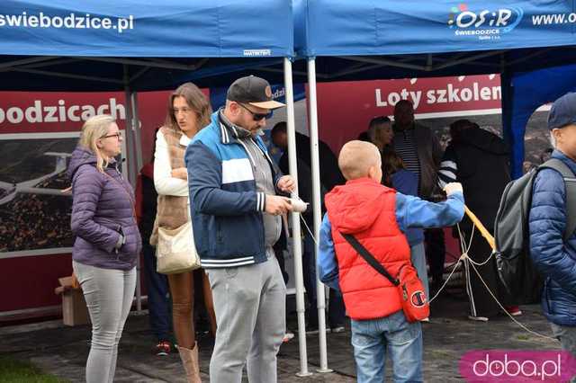 [FOTO] Święto Latawca w Świebodzicach. Rodzinna impreza pełna atrakcji