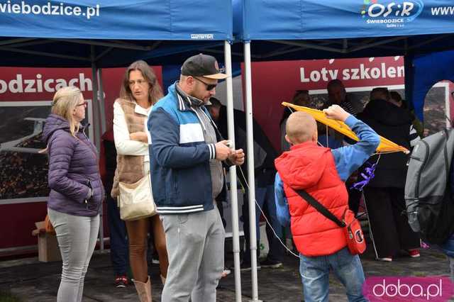 [FOTO] Święto Latawca w Świebodzicach. Rodzinna impreza pełna atrakcji