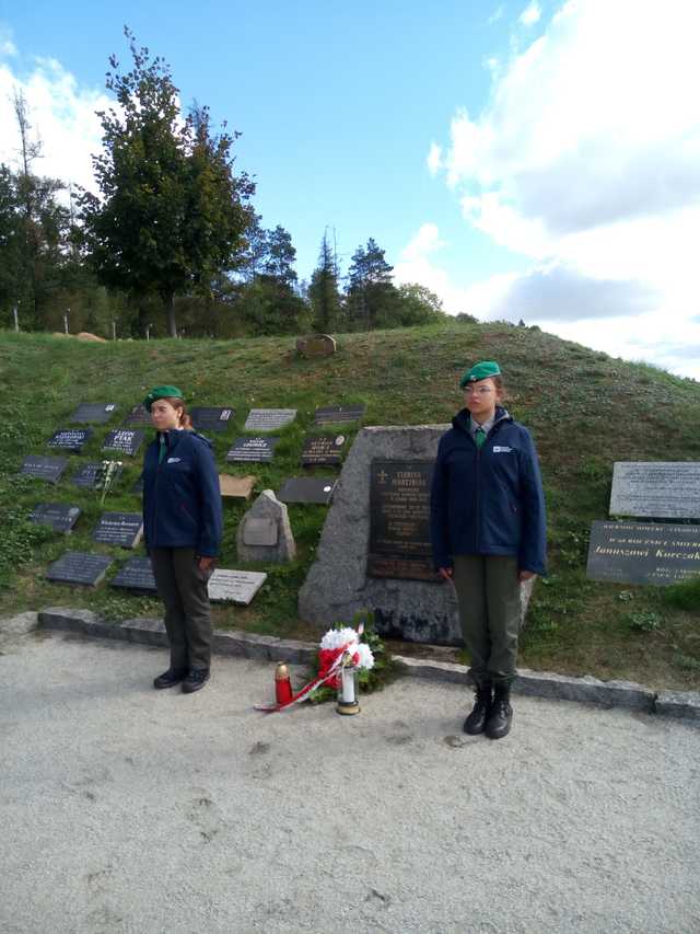 [FOTO] Wizyta harcerzy i instruktorów Chorągwi Wielkopolskiej ZHP w Muzeum Gross-Rosen