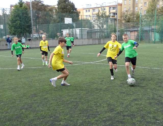 [FOTO] Piłkarskie rozgrywki klas 5-6 za nami