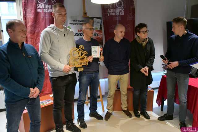 [WYNIKI/FOTO] Podsumowali kolarską rywalizację i nagrodzili zwycięzców Rowerowej Stolicy Polski: