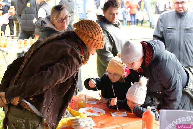 [WIDEO/FOTO] Dyniowe świętowanie po raz ósmy! Pomarańczowy kolor zdominował Wierzbną