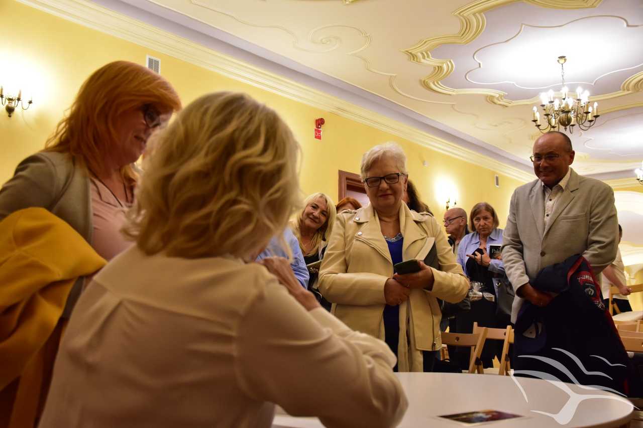 [FOTO] Spotkanie z Marią Pakulnis w MBP. Aktorka zdradziła kulisy powstania filmu Johnny