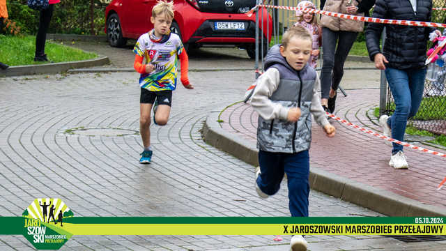 [FOTO] Wystartowali w X edycji Jaroszowskiego Marszobiegu Przełajowego