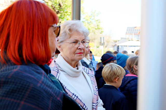 [WIDEO/FOTO] Żarów jest miastem już od 70 lat! Przed budynkiem UM odsłonięto figurkę Żarka i otwarto wystawę historyczną