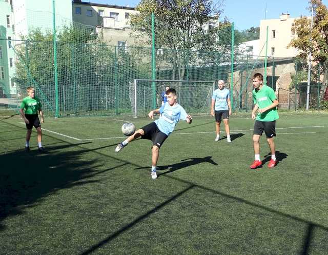 [FOTO] Rywalizowali w piłkarskim turnieju klas 7-8
