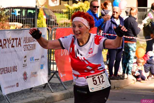 [DUŻO ZDJĘĆ] Ponad 300 biegaczy wystartowało w VII Aryzta Półmaratonie i Biegu Piekarza