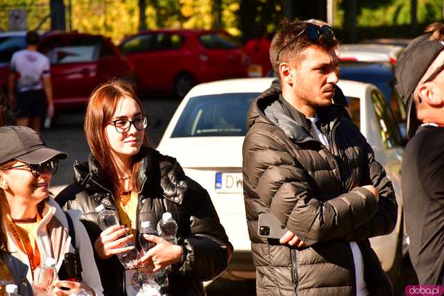 [DUŻO ZDJĘĆ] Ponad 300 biegaczy wystartowało w VII Aryzta Półmaratonie i Biegu Piekarza