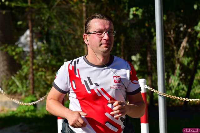[DUŻO ZDJĘĆ] Ponad 300 biegaczy wystartowało w VII Aryzta Półmaratonie i Biegu Piekarza