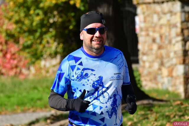 [DUŻO ZDJĘĆ] Ponad 300 biegaczy wystartowało w VII Aryzta Półmaratonie i Biegu Piekarza