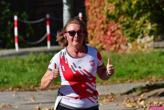 [DUŻO ZDJĘĆ] Ponad 300 biegaczy wystartowało w VII Aryzta Półmaratonie i Biegu Piekarza