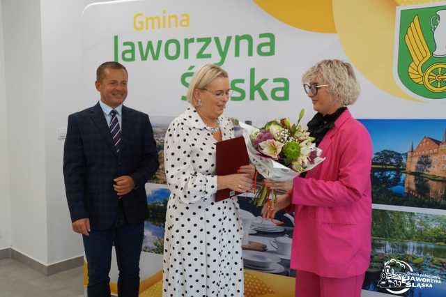 [FOTO] Podziękowano dyrektorom placówek oświatowych z gminy Jaworzyna Śląska