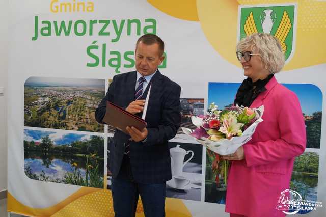 [FOTO] Podziękowano dyrektorom placówek oświatowych z gminy Jaworzyna Śląska
