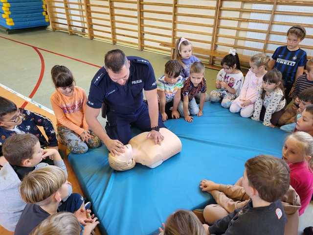 Świdniccy policjanci włączyli się w akcję „Porusz serce” 