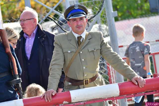 [WIDEO/FOTO] Przejażdżki zabytkowymi parowozami, wystawy, prezentacje. Gala XX-lecia Muzeum Kolejnictwa