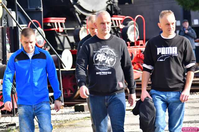 [WIDEO/FOTO] Przejażdżki zabytkowymi parowozami, wystawy, prezentacje. Gala XX-lecia Muzeum Kolejnictwa