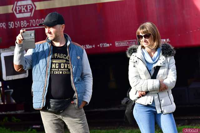 [WIDEO/FOTO] Przejażdżki zabytkowymi parowozami, wystawy, prezentacje. Gala XX-lecia Muzeum Kolejnictwa