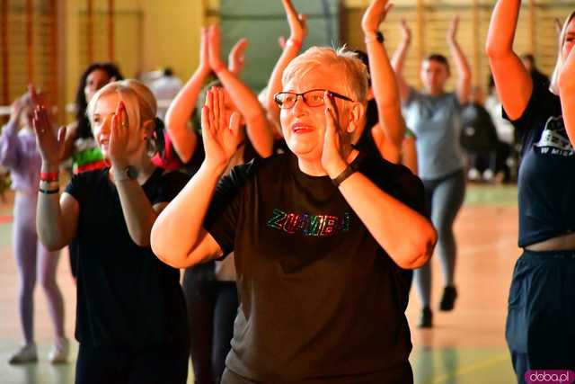 [WIDEO/FOTO] Zatańczyli dla Michałka. Charytatywne Zumba Party w Żarowie