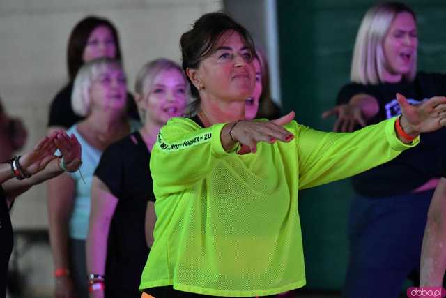 [WIDEO/FOTO] Zatańczyli dla Michałka. Charytatywne Zumba Party w Żarowie