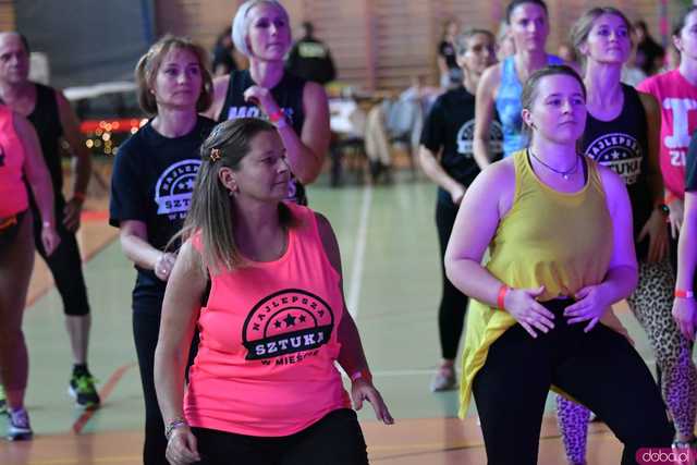 [WIDEO/FOTO] Zatańczyli dla Michałka. Charytatywne Zumba Party w Żarowie