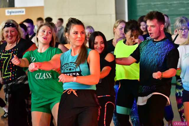 [WIDEO/FOTO] Zatańczyli dla Michałka. Charytatywne Zumba Party w Żarowie