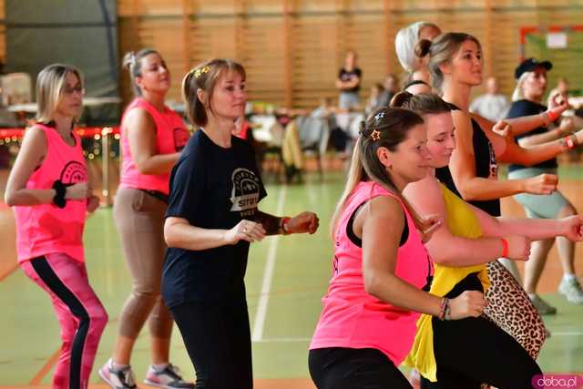 [WIDEO/FOTO] Zatańczyli dla Michałka. Charytatywne Zumba Party w Żarowie