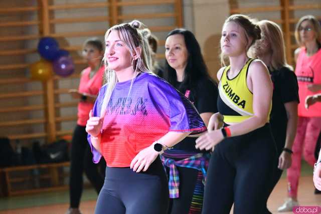 [WIDEO/FOTO] Zatańczyli dla Michałka. Charytatywne Zumba Party w Żarowie