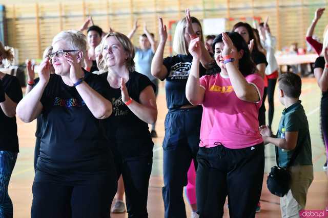 [WIDEO/FOTO] Zatańczyli dla Michałka. Charytatywne Zumba Party w Żarowie