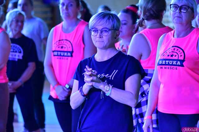 [WIDEO/FOTO] Zatańczyli dla Michałka. Charytatywne Zumba Party w Żarowie