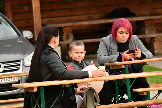 [WIDEO/FOTO] Pobiegli dla Malwiny, która zmaga się z nowotworem. Na starcie stanęły tłumy wspierających