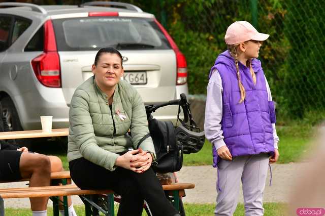 [WIDEO/FOTO] Pobiegli dla Malwiny, która zmaga się z nowotworem. Na starcie stanęły tłumy wspierających