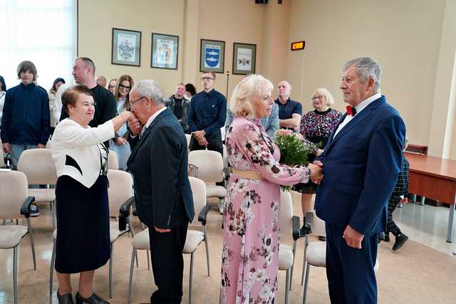 [FOTO] Wręczono medale za długoletnie pożycie małżeńskie