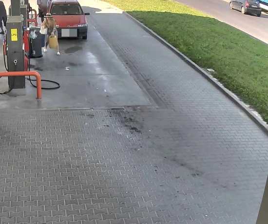Rozpoznajesz ich? Ukradli paliwo na stacji 