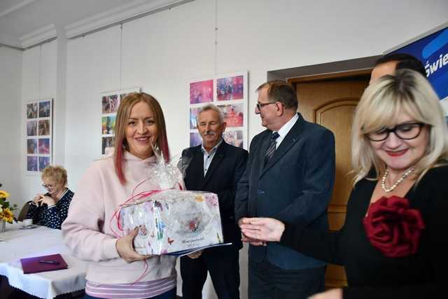 [FOTO] Rozstrzygnięto konkurs na najpiękniejsze okno, balkon i posesję w Świebodzicach