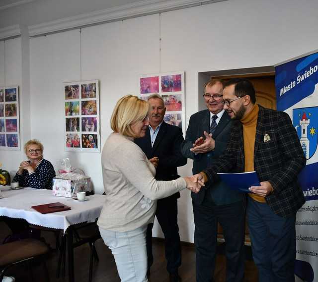 [FOTO] Rozstrzygnięto konkurs na najpiękniejsze okno, balkon i posesję w Świebodzicach