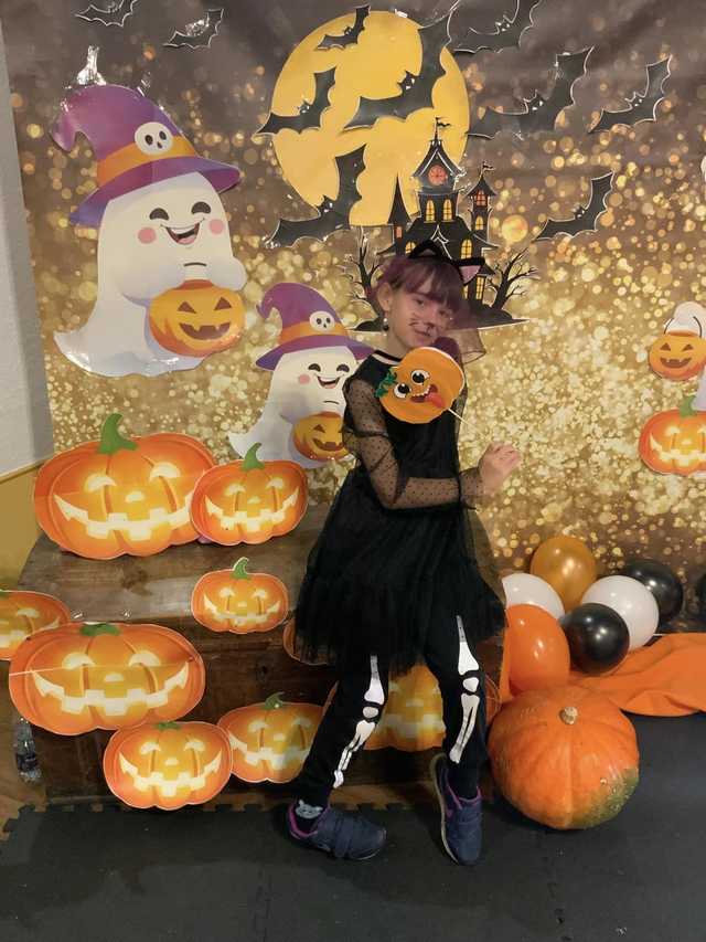 [FOTO] Od wampirów po czarodziejów. Najmłodsi bawili się na Balu Halloweenowym