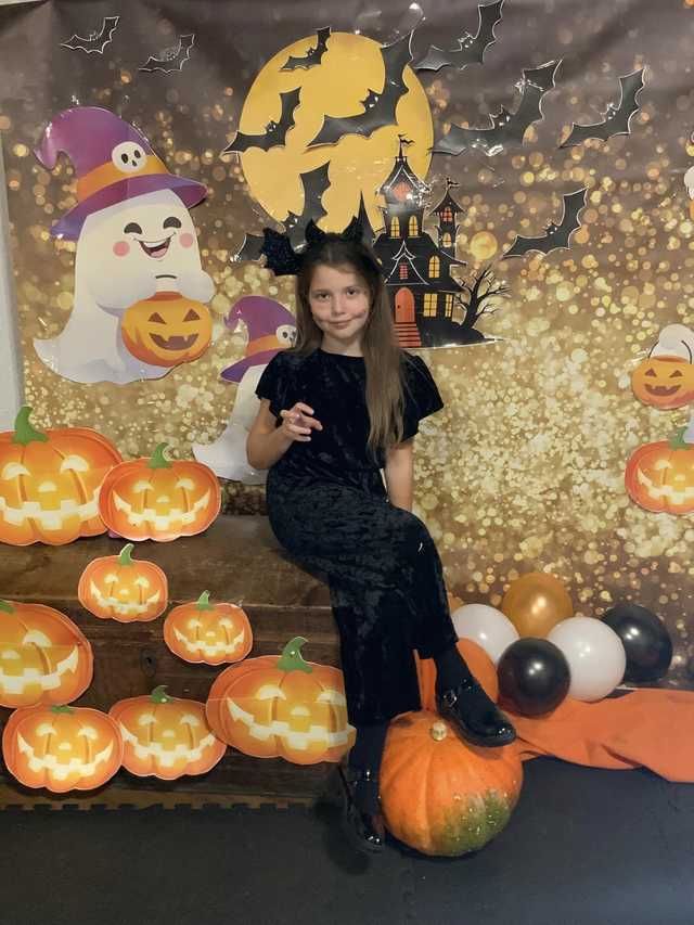 [FOTO] Od wampirów po czarodziejów. Najmłodsi bawili się na Balu Halloweenowym