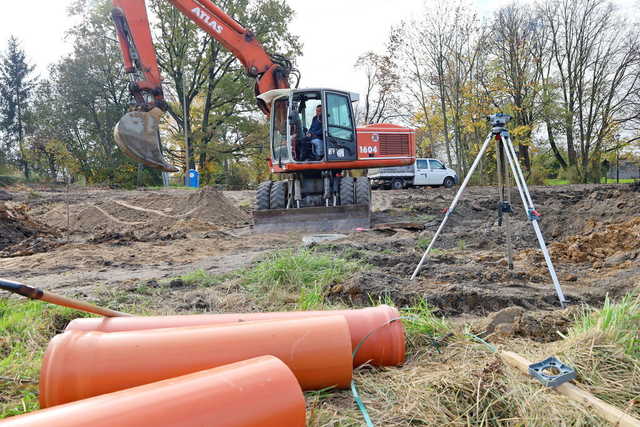 Rozpoczął się remont drogi przy ul. Parkowej w Żarowie 