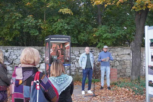 [FOTO] W Żarowie otworzyli Budkę Nietelefoniczną Gombrowicza