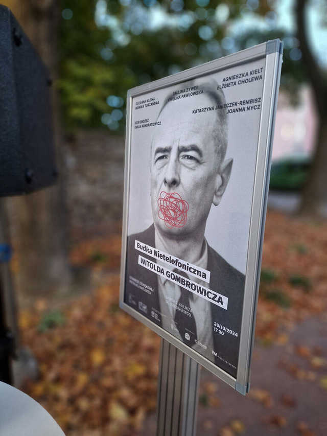 [FOTO] W Żarowie otworzyli Budkę Nietelefoniczną Gombrowicza