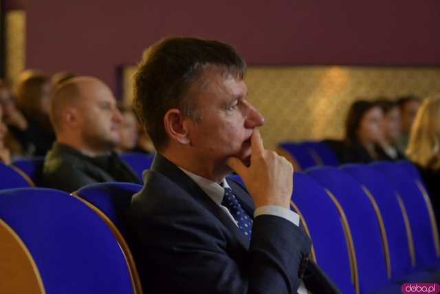 [FOTO] Ruszyła kolejna edycja Zalogowanych. To program wspierający uczniów i przedsiębiorców