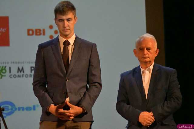 [FOTO] Ruszyła kolejna edycja Zalogowanych. To program wspierający uczniów i przedsiębiorców