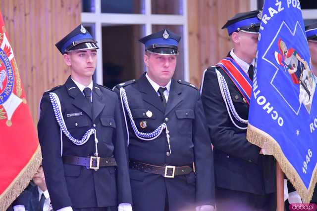 [FOTO] Uroczysta akademia w duchu patriotyzmu. Dobromierz obchodził 106. rocznicę odzyskania niepodległości